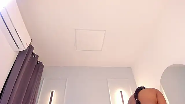 karol_white_'s cam snapshot