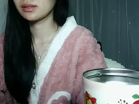 Nunaa18's cam snapshot