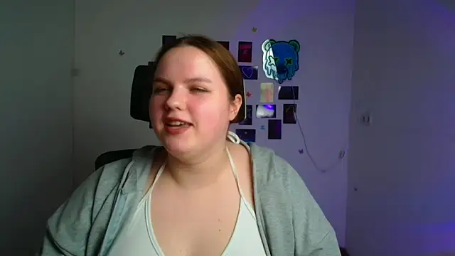 Kitty_Mia_Kitty's cam snapshot