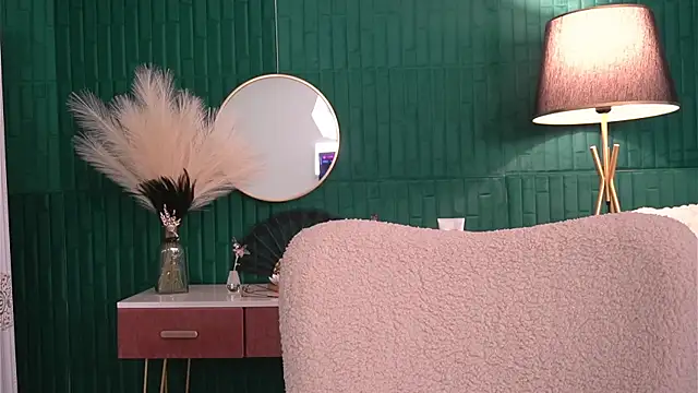 HaileyMoonn live sex cam