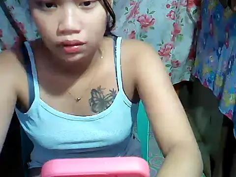 Milkytits_Yum00's cam snapshot