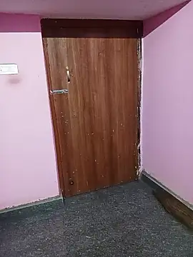 Cute-Simmi live sex cam