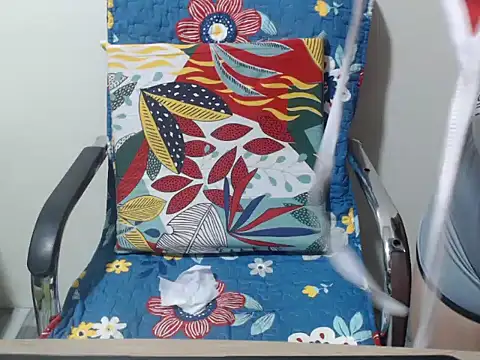 Wet_oliviaxxx's cam snapshot