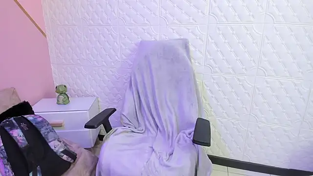 Dakkotta__'s cam snapshot