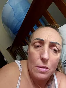 theblondecocklover live sex cam