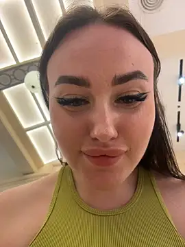 KiraSunshine live sex cam