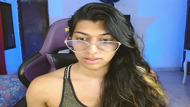 engielphoenis14 live sex cam