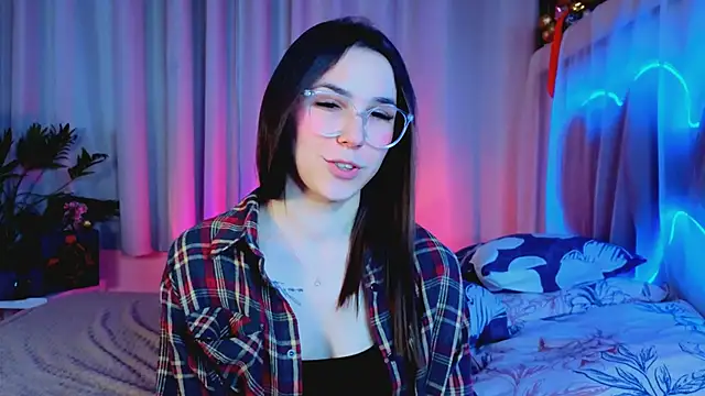 -CindyLou's cam snapshot