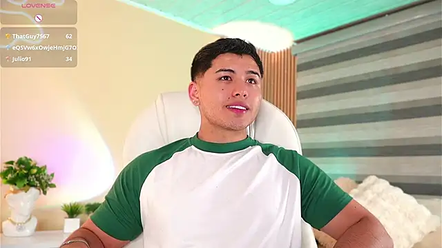 MatiasKorn live sex cam