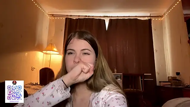 MaevAmy live sex cam