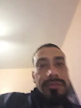 Cnutt310 live sex cam