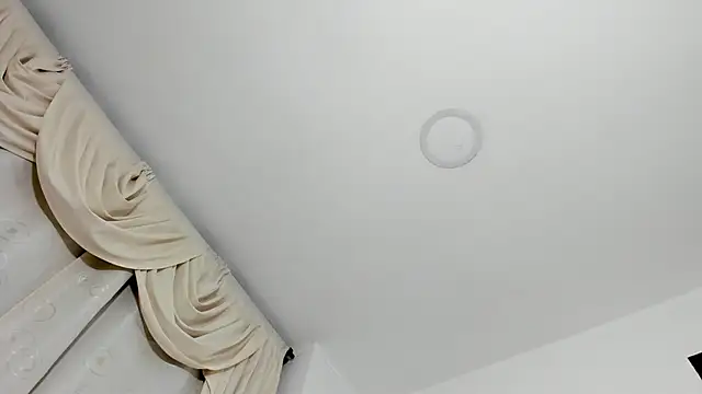 sarita_loven live sex cam