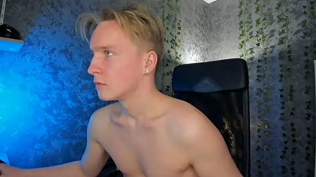 AlexxSweet live sex cam