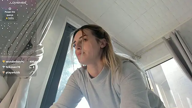 Ella_Vee live sex cam