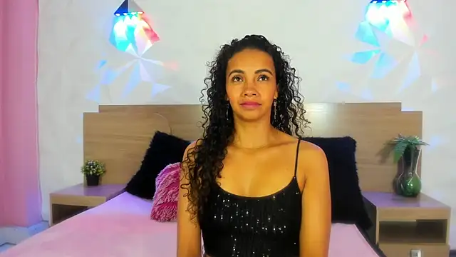 luxury_couple_01's cam snapshot