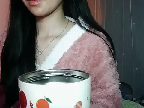 Nunaa18's cam snapshot