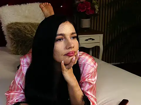 AmberCharm's cam snapshot