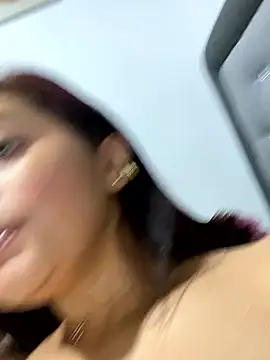 Melanyprada live sex cam