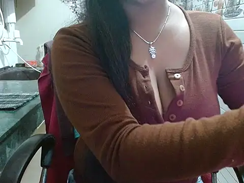 LovingPihu's cam snapshot