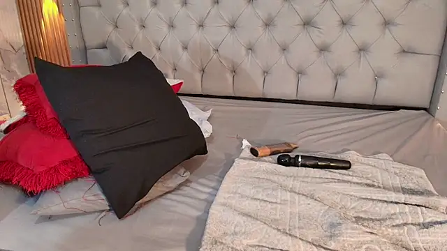 Scarlett_diaz17 live sex cam