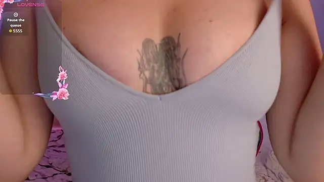 lanna_wolff's cam snapshot