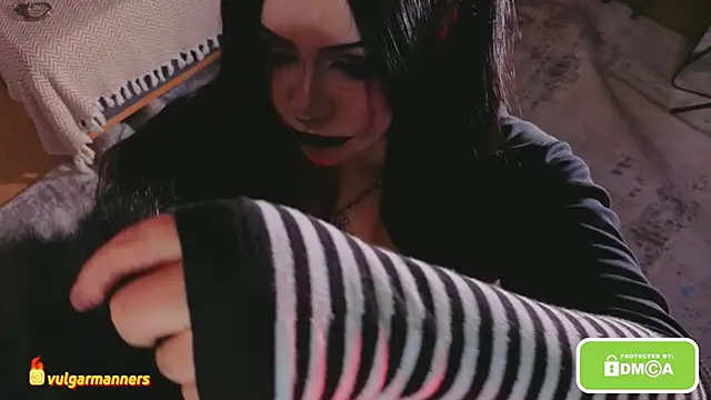 vulagarmanners_ live sex cam