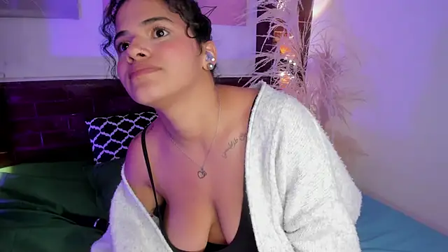 ATENA_JB live sex cam