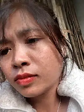 miumiu_sexy2x's cam snapshot