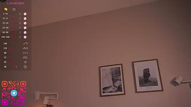 MegganKinson live sex cam