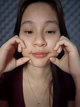 ChiecumBae live sex cam