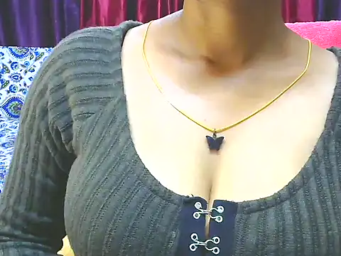 ishmita99's cam snapshot