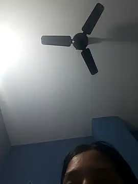 Koziekylie's cam snapshot