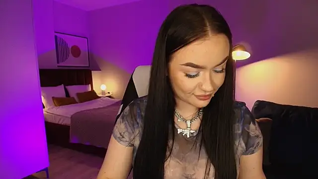 tinafox_'s cam snapshot