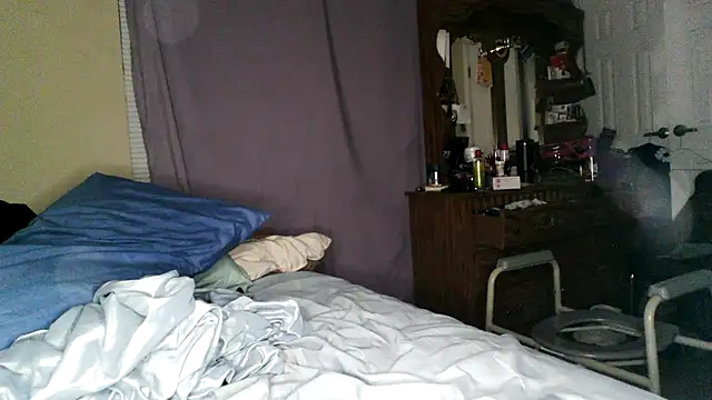 RinsingWood84 live sex cam