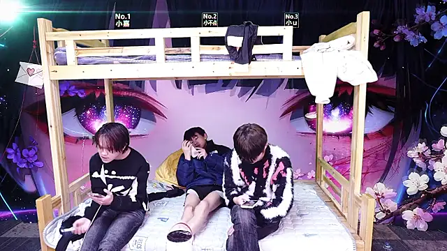 xiaohuangren01's cam snapshot