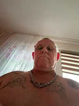 smaili1513 live sex cam