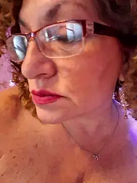 sweetAza70 live sex cam