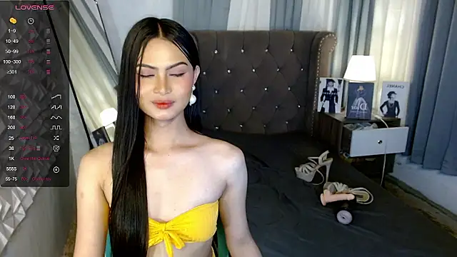 Brownsausagerober live sex cam