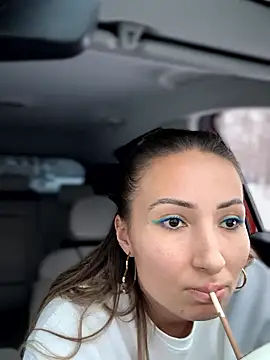 Wonder_Kari live sex cam