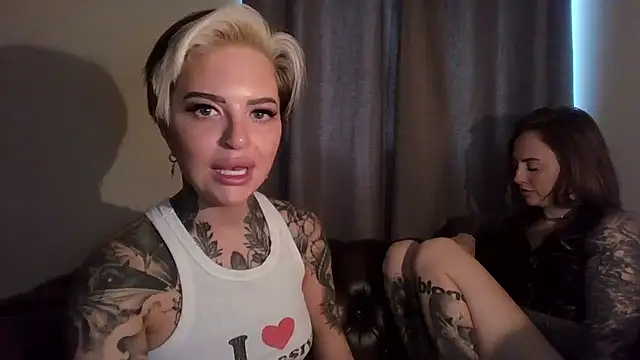 Alexandersonxo live sex cam