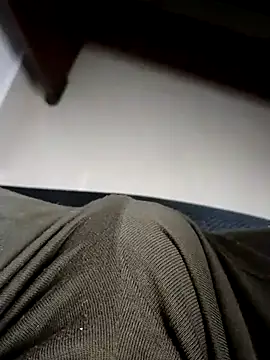 Tamil_pyan live sex cam