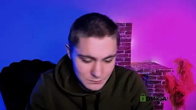 thomas_crow_'s cam snapshot