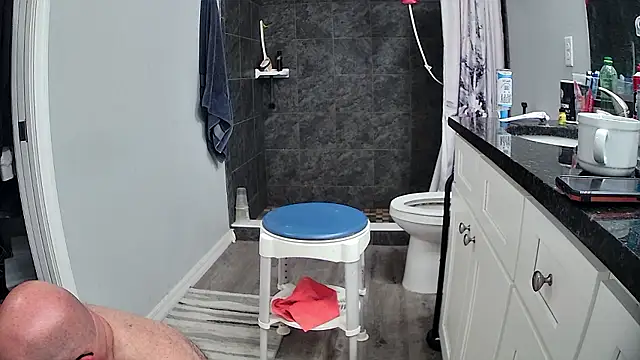 lou63ponce live sex cam