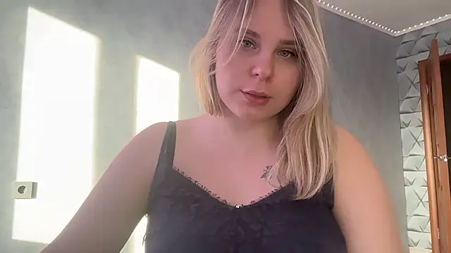 Thalia__Star's cam snapshot