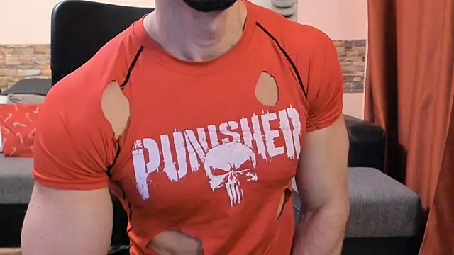 HotHunkTrainer live sex cam