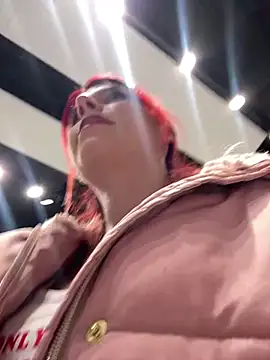 RiriRoseey live sex cam