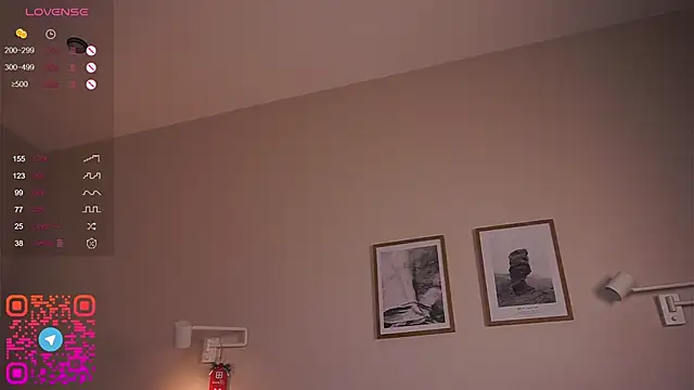 MegganKinson live sex cam