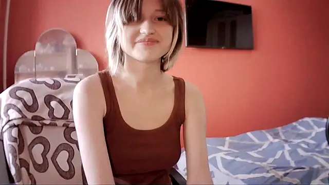 SnowWhiteNika live sex cam