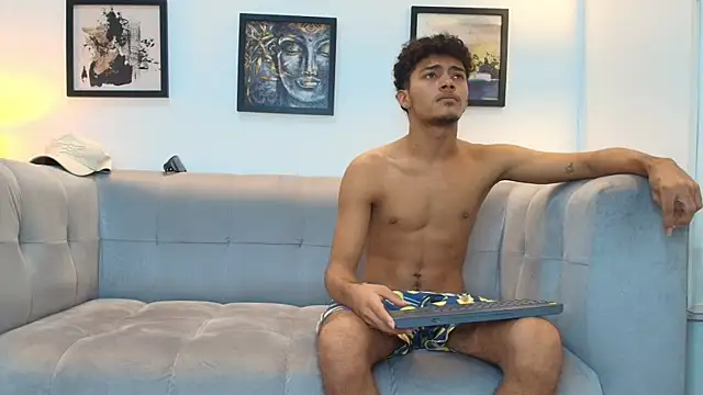 DIAMOND_BLACKS live sex cam