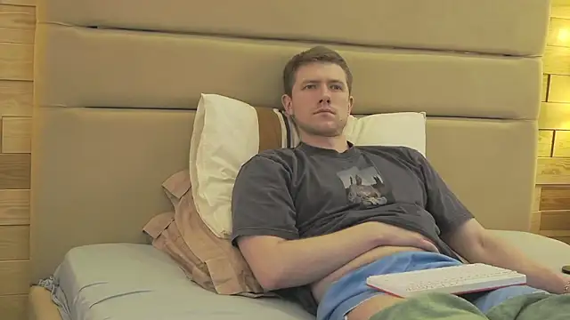 EthanPinkman's cam snapshot